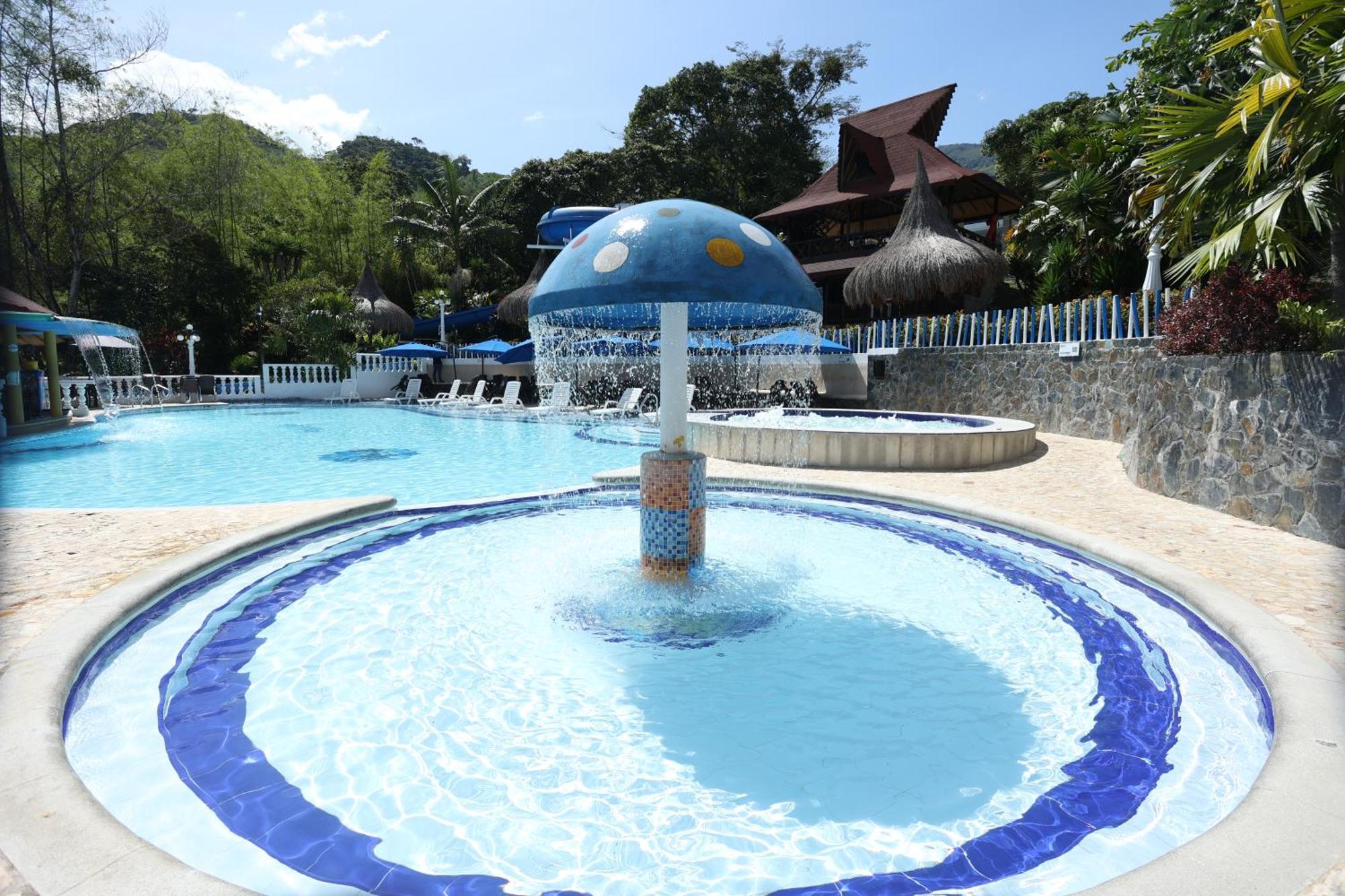 Hotel Aguatur Cocorná Esterno foto
