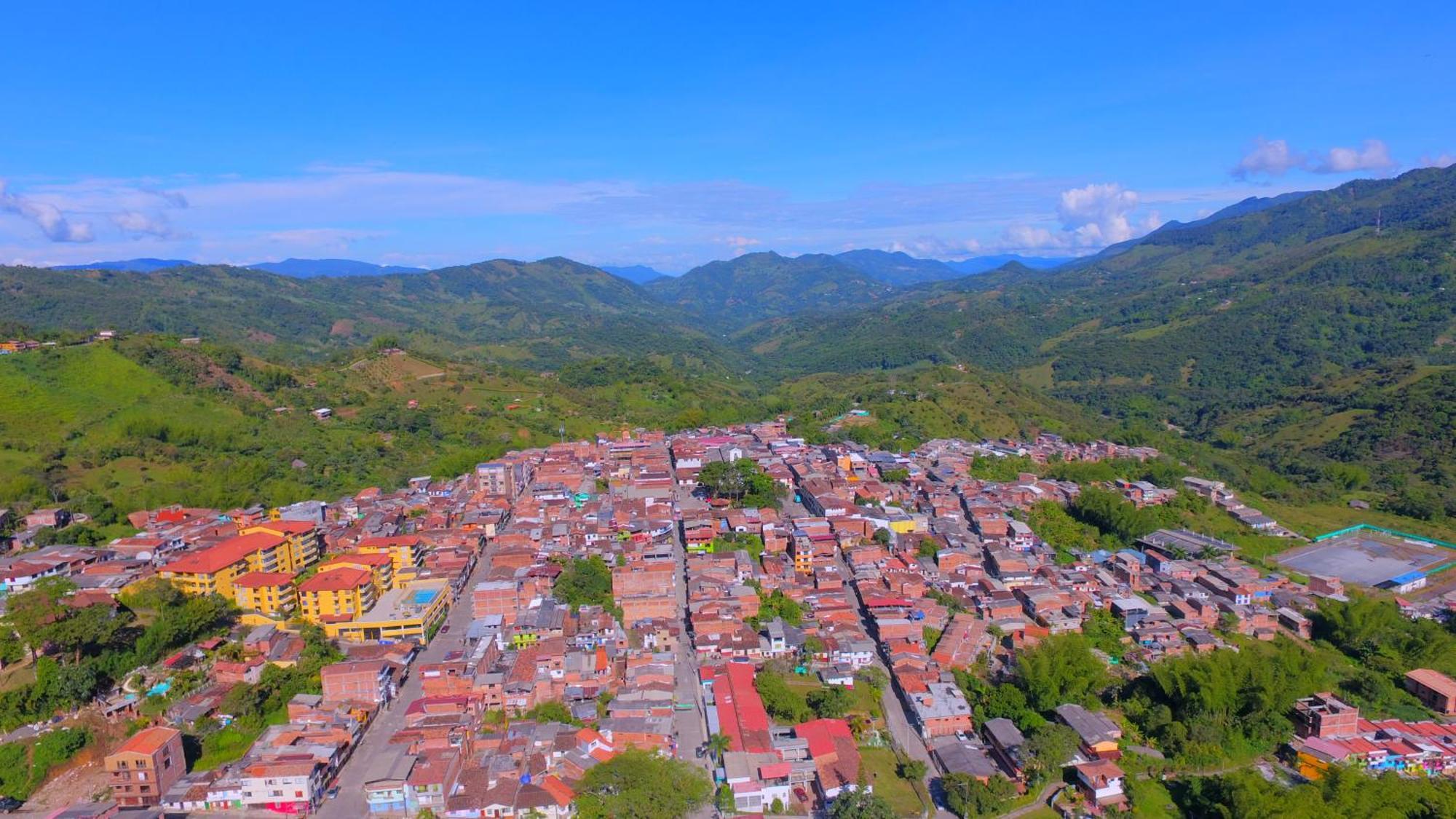 Hotel Aguatur Cocorná Esterno foto