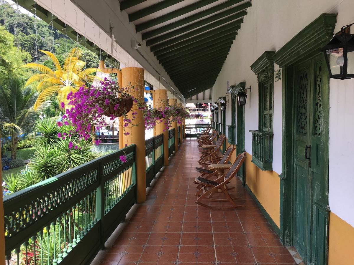 Hotel Aguatur Cocorná Esterno foto