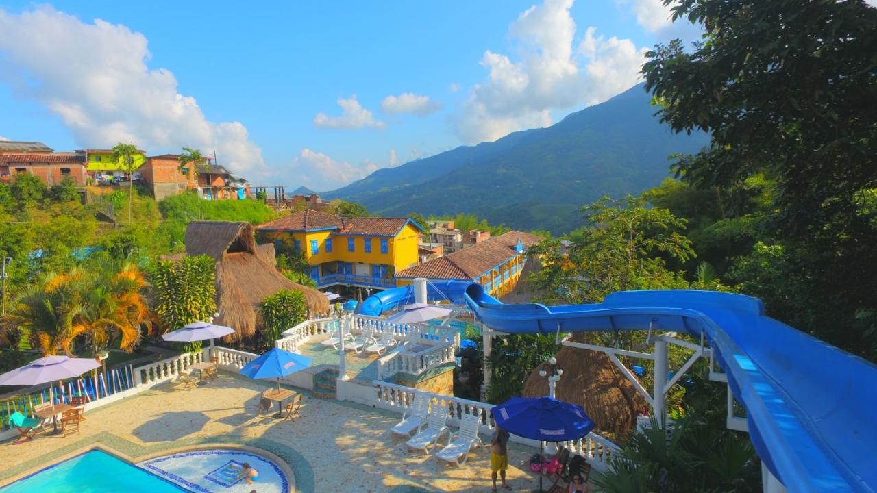 Hotel Aguatur Cocorná Esterno foto